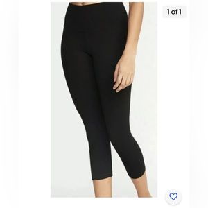 Old Navy High-Waisted Balance Crop Leggings